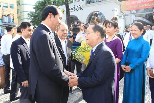 Staatspräsident Tran Dai Quang beglückwünscht Erzbistum von Ho Chi Minh Stadt - ảnh 1